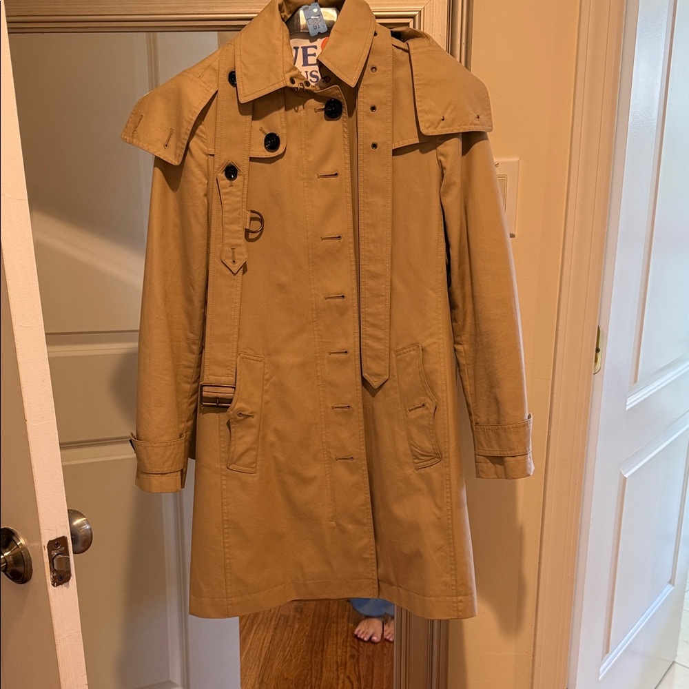 Burberry Classic Tan Women's Trench Coat